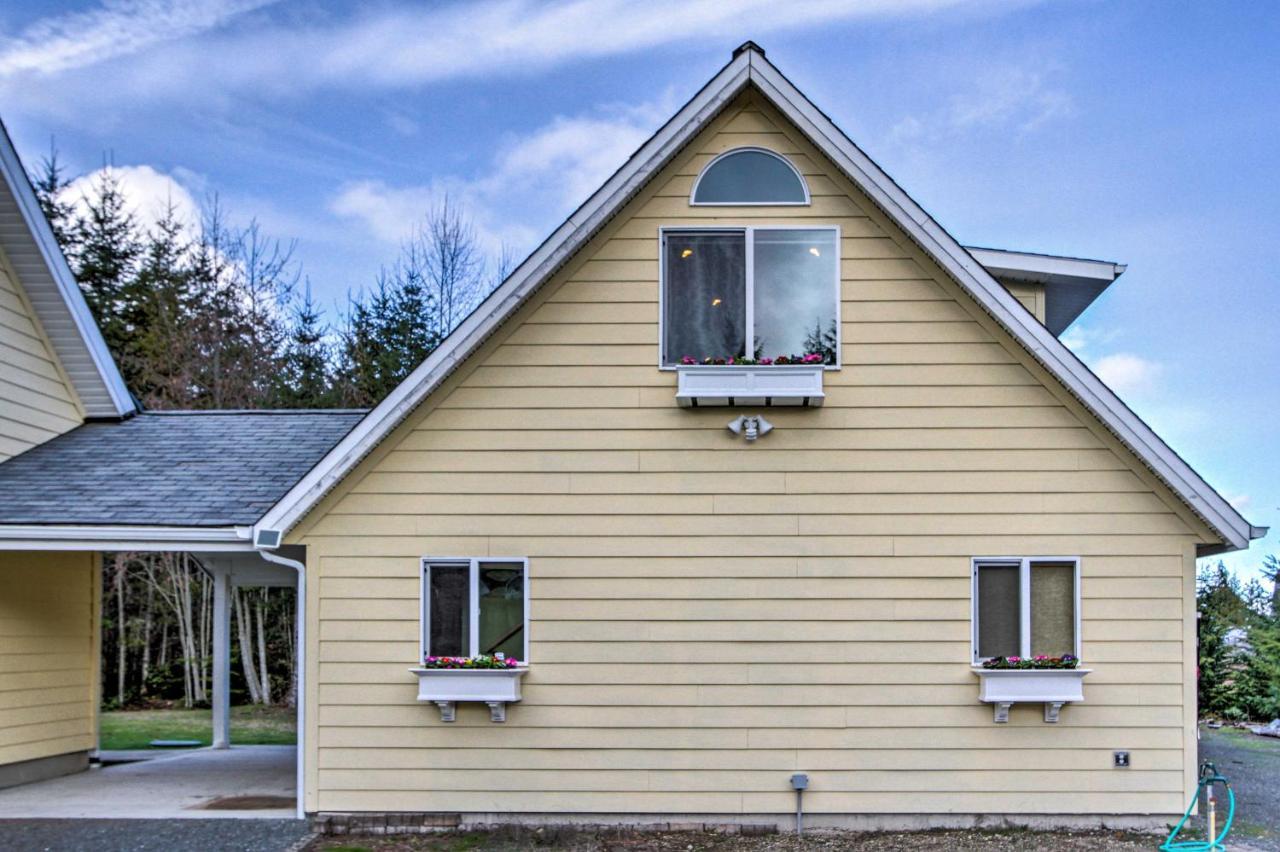 Charming Port Angeles Studio With Deck And Views! Διαμέρισμα Εξωτερικό φωτογραφία